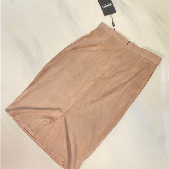 LIGHT PINK/NUDE MIDI SUEDE SKIRT - Picture 2 of 4
